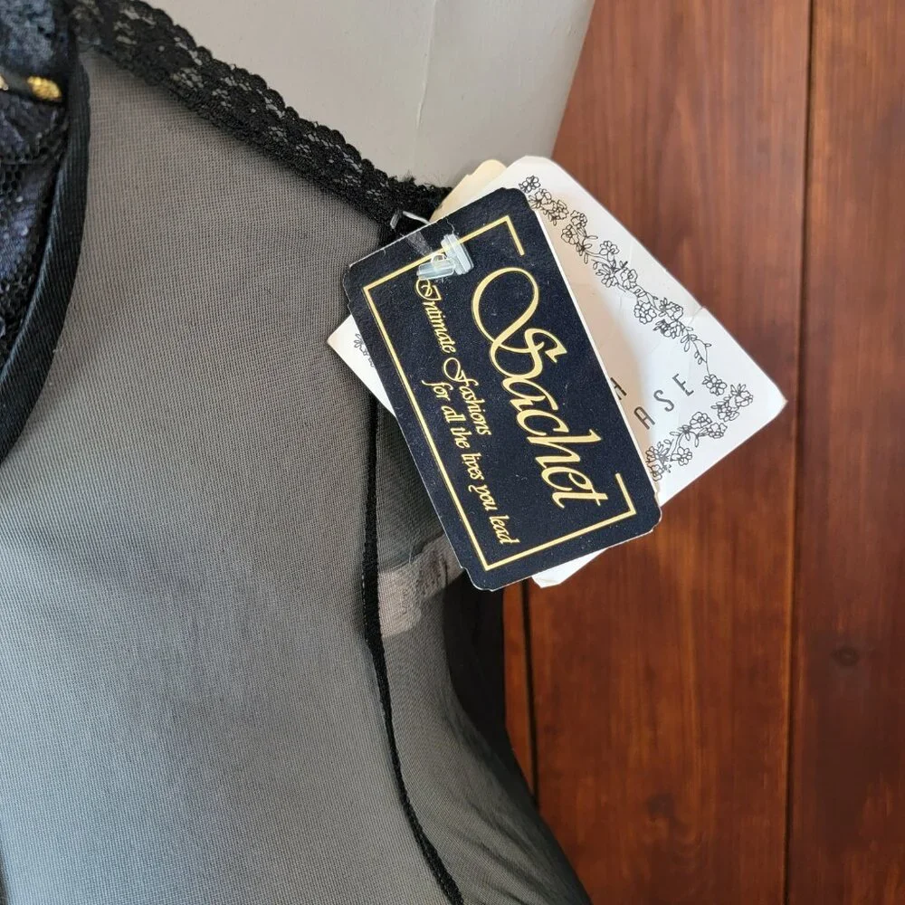 Vintage 90s Sachet Teddy Bodysuit NWT Black Lace Underwire Snap Crotch Whistle M